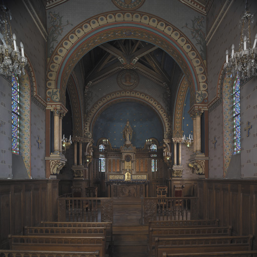 Ensemble du décor intérieur de la chapelle de Sourcieux