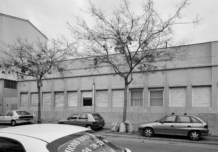 Usine de matériel d'équipement industriel dit Etablissements Montabert actuellement division de la police municipale et contrôle des taxis