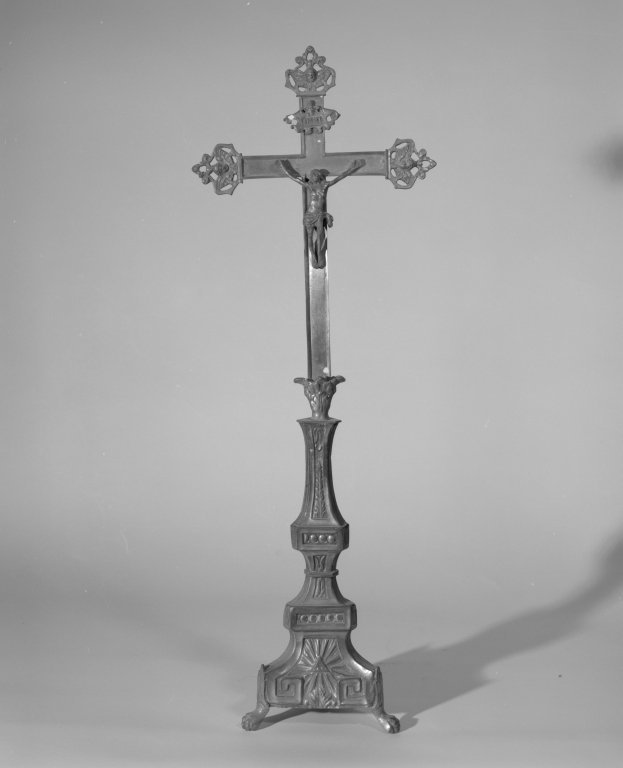 Croix d'autel