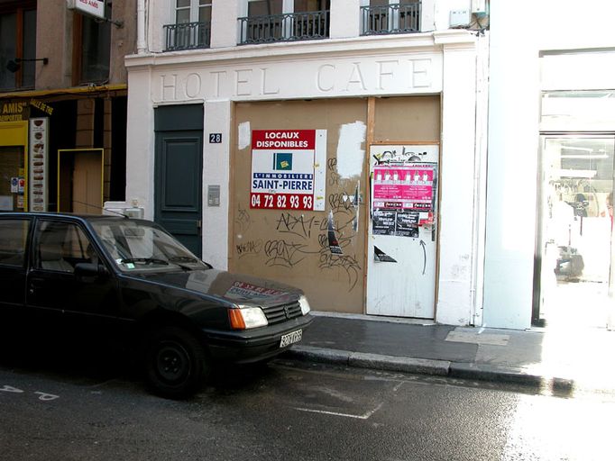 Immeuble actuellement hôtel de voyageurs