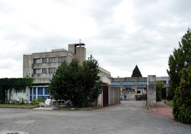 Lycée agricole et collège agricole féminin, actuellement lycée agricole Olivier-de-Serres