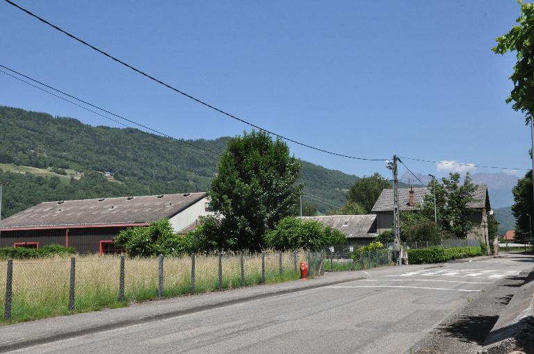 Moulin et scierie puis usine de fabrication d'acide gallique de la Seytaz actuellement vestiges