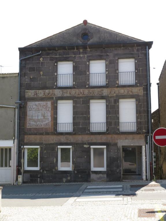 Maison de négociant en vins