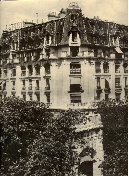 Hôtel de voyageurs, Hôtel de l'Astoria et de l'Arc Romain puis Hôtel Astoria