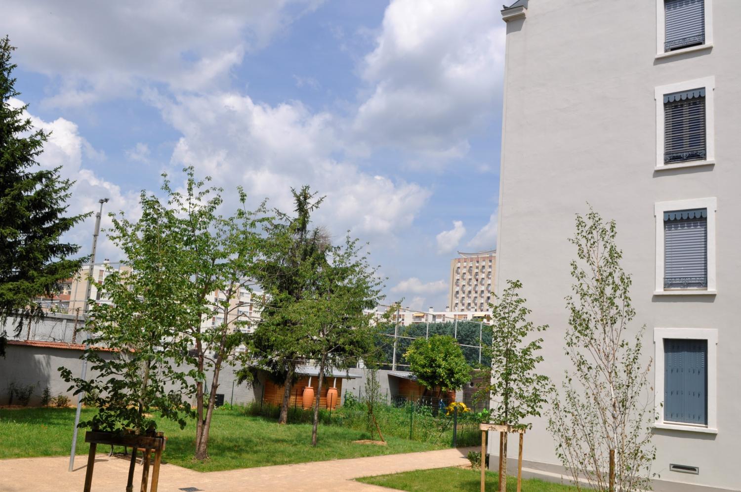 Cité ouvrière Gillet (logements économiques) et jardins dit cité Camille Koechlin à Villeurbanne