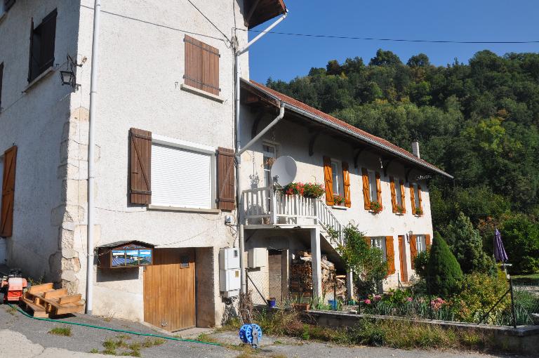 Moulin à farine et battoir Veuillet dit moulin du haut actuellement logement