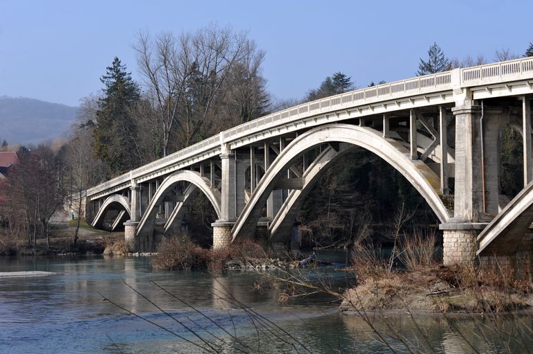 Pont routier de Lucey