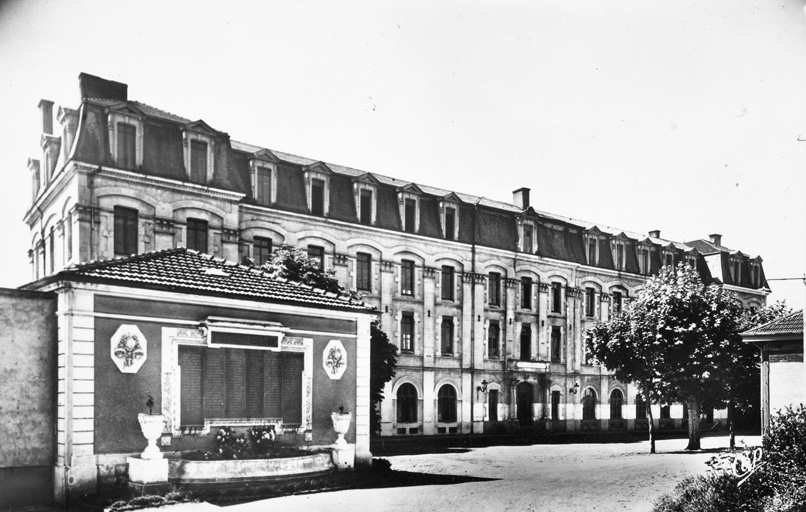 Filature-tissage puis école normale actuellement collège Mario Meunier