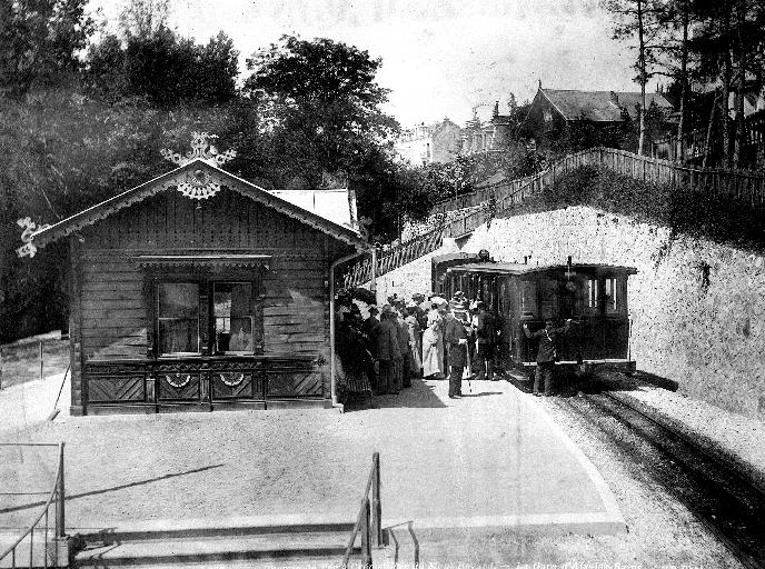 Gare de départ du chemin de fer à crémaillère du Revard