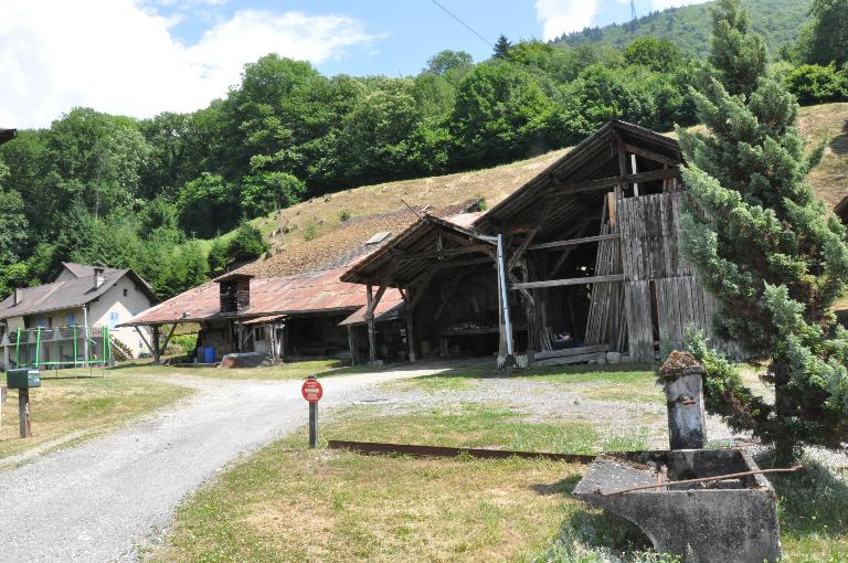 Usine à plâtre Rivaz puis usine Maignant de Kerangat et Compagnie puis Tissot puis scierie Gioux actuellement sans affectation