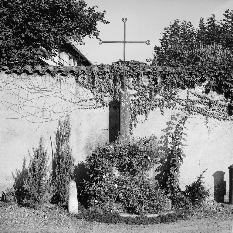 Croix de Chemin dite la Croix Vieille