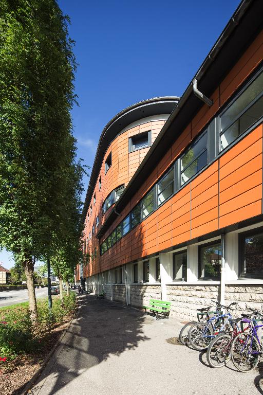 Lycée de garçons, actuellement Lycée Claude-Louis-Berthollet