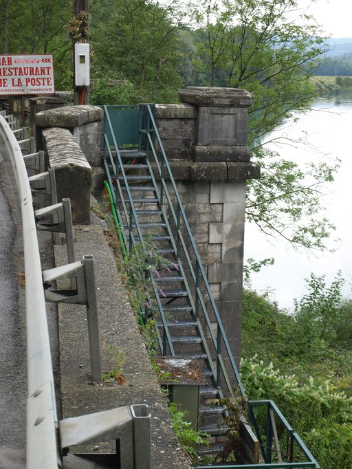 Pont suspendu de La Balme (détruit) ; culée (vestiges)