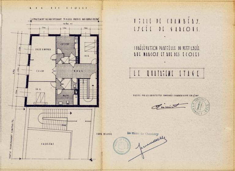 Petit lycée, actuellement immeuble à logements et salles de classe