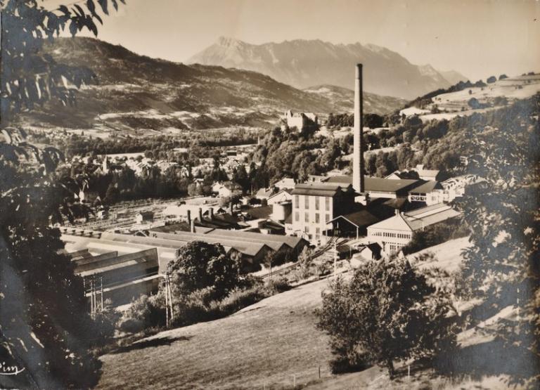 Fonderie de fer et martinets de Fourby puis usine de pâte à papier puis Cartonneries de la Rochette