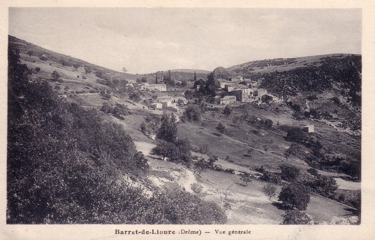 Village de Barret-de-Lioure