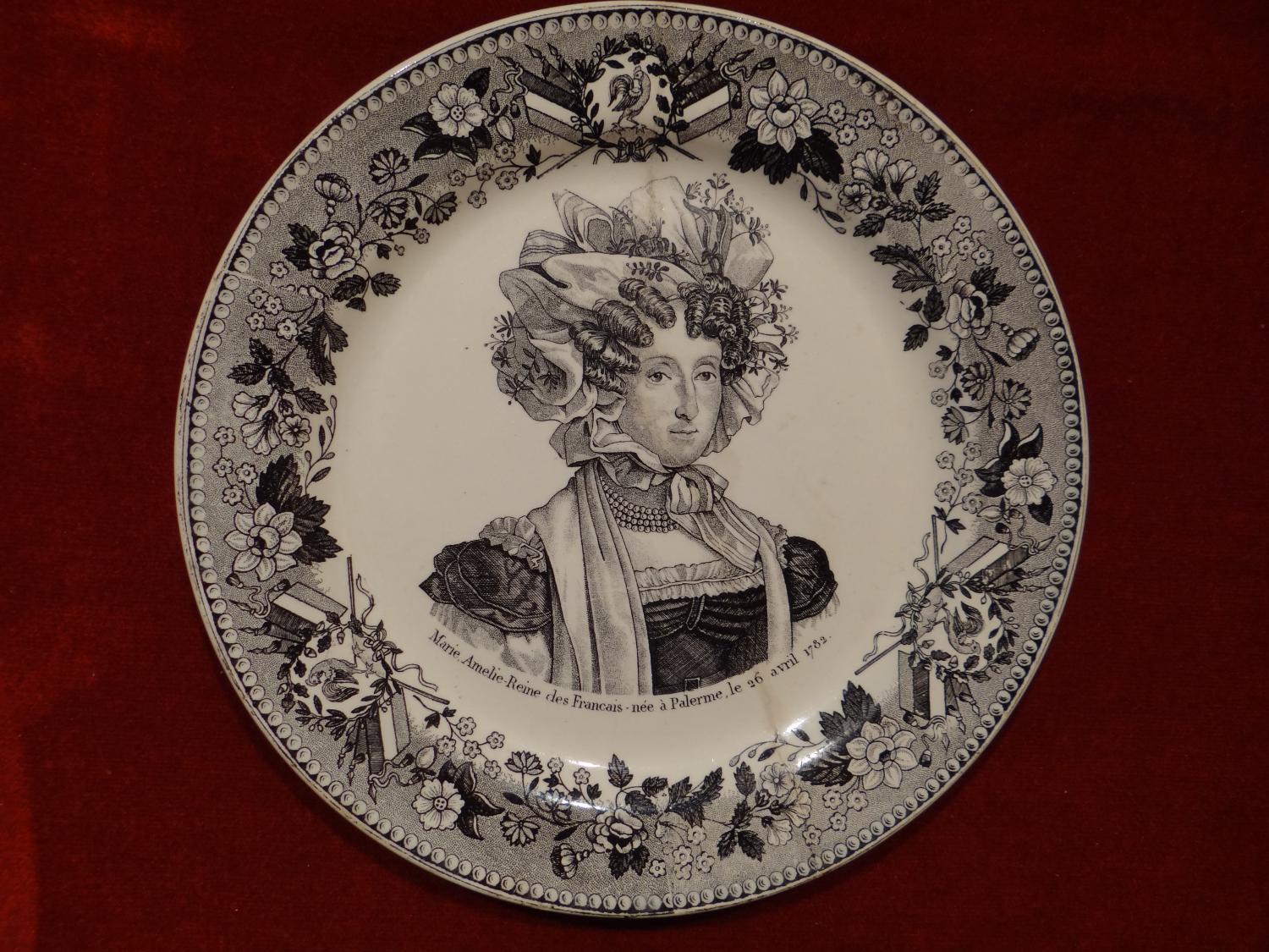 assiette : portrait de la reine Marie-Amélie