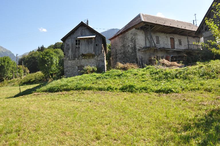 Moulin à farine Lavigne puis moulin et scierie Boccon-Perroud puis Boccon-Liaudet actuellement sans affectation