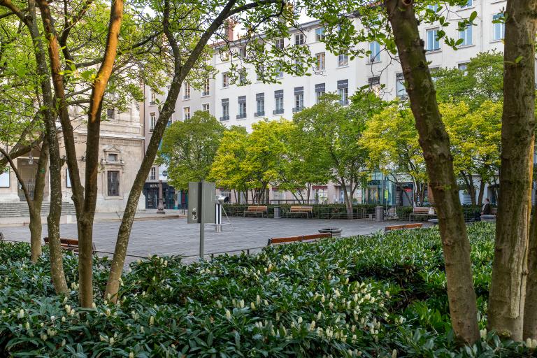 Place des Célestins