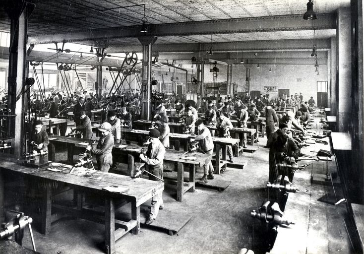 Ecole de métiers des industries métallurgiques et atelier-école, puis lycée technique des industries métallurgiques et lycée d'enseignement professionnel, actuellement lycée Hector-Guimard - Lycée des Métiers, Transformations des matériaux