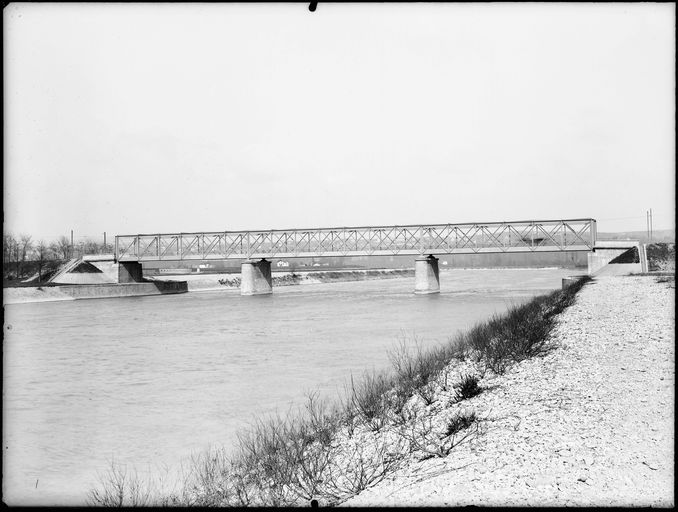 Pont de Vaulx, ou pont de la Porte de Vaulx (détruit)