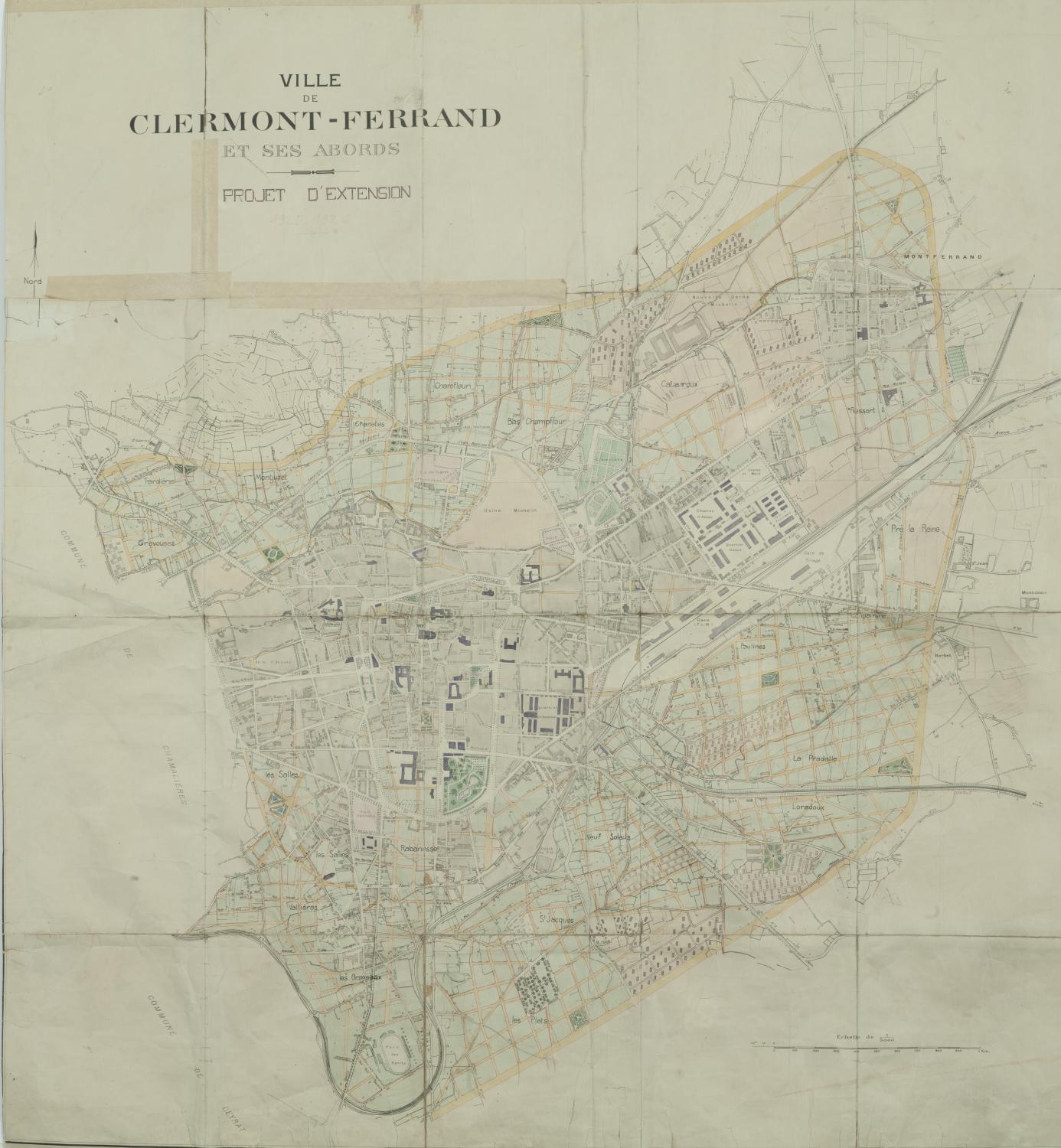 Plan d'aménagement et d'extension produit en 1925 par les services techniques de la Ville, en application de la loi dite Cornudet de 1919 (modifiée en 1924). Où l'on voit que le boulevard [Ambroise-Brugière] est prévu (en jaune, à l'extrême est). C'est entre le cimetière et la voie ferrée que l'emplacement du lycée sera choisi.