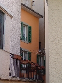 Immeuble, puis café, le Petit Bar, actuellement immeuble