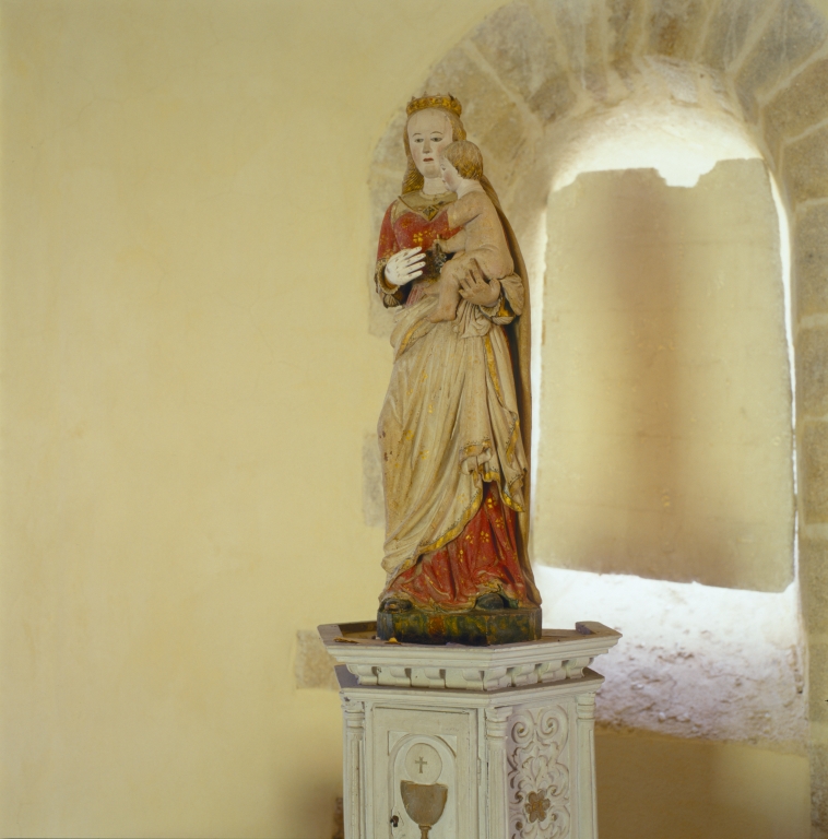 Statue : Vierge à l'Enfant