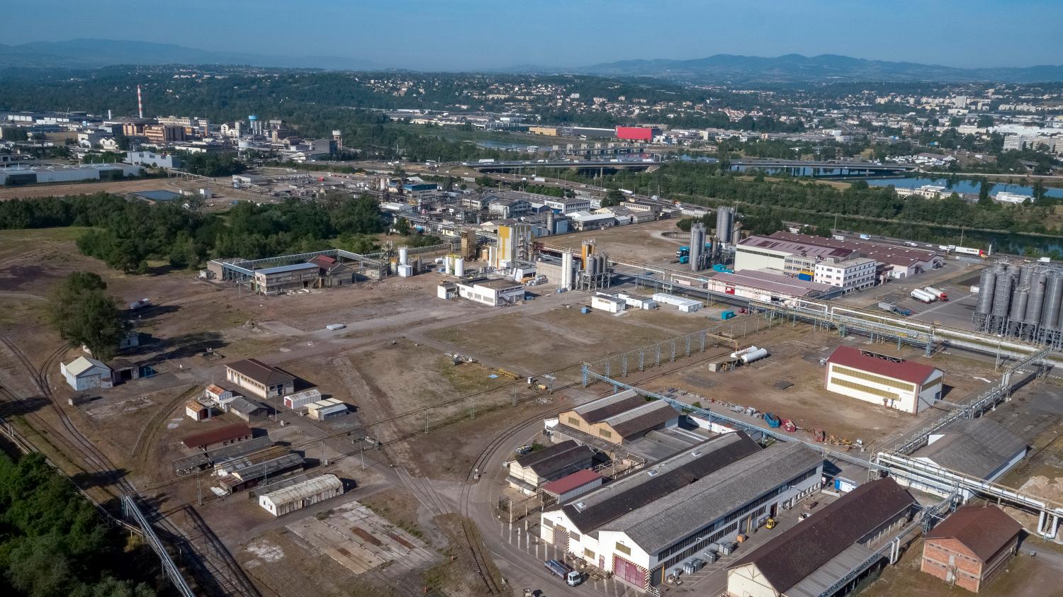 Vue générale de la vallée de la chimie