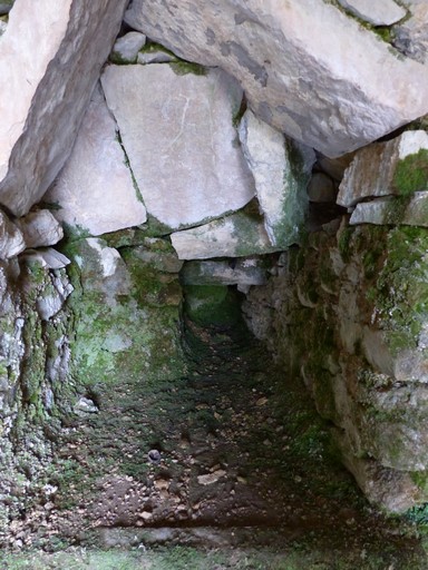 Fontaine-réservoir du Terron