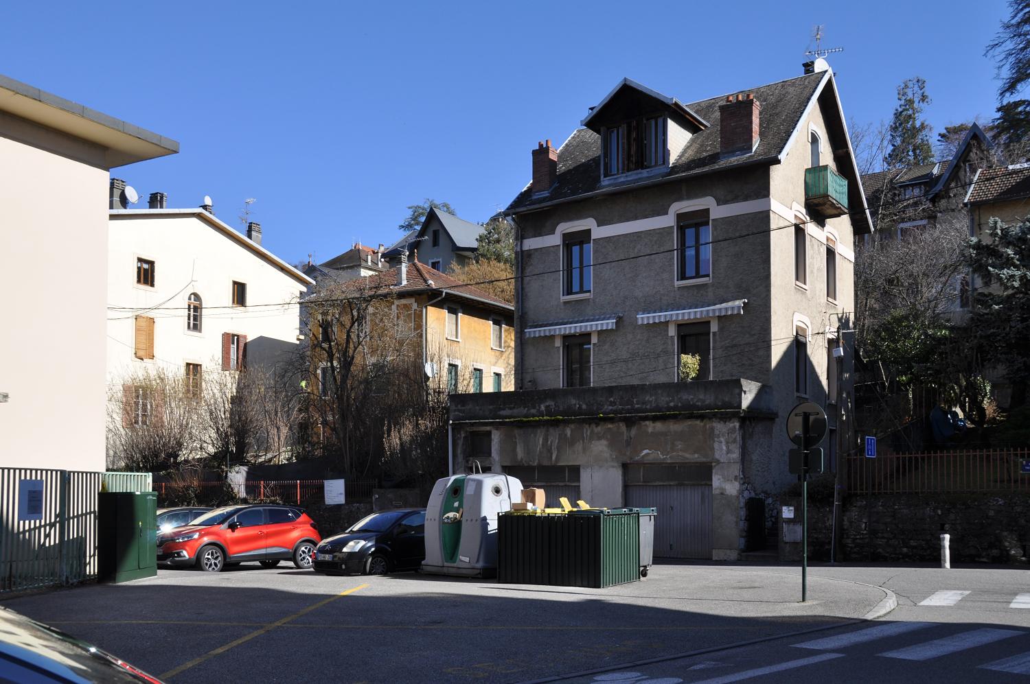 Maison, puis immeuble (24 rue Vaugelas)