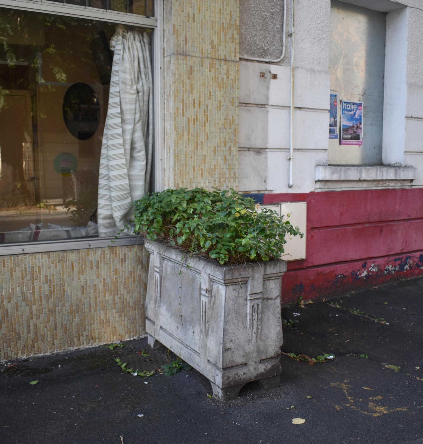 Jardinière publicitaire