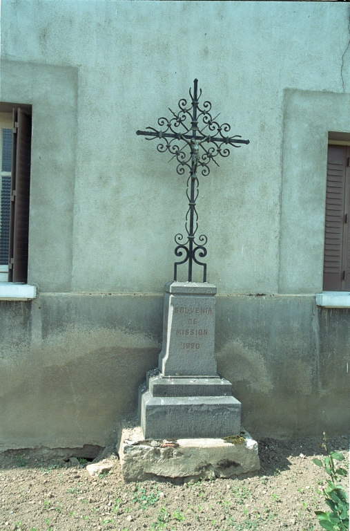 Les croix monumentales du canton de Boën et de la commune de Sail-sous-Couzan