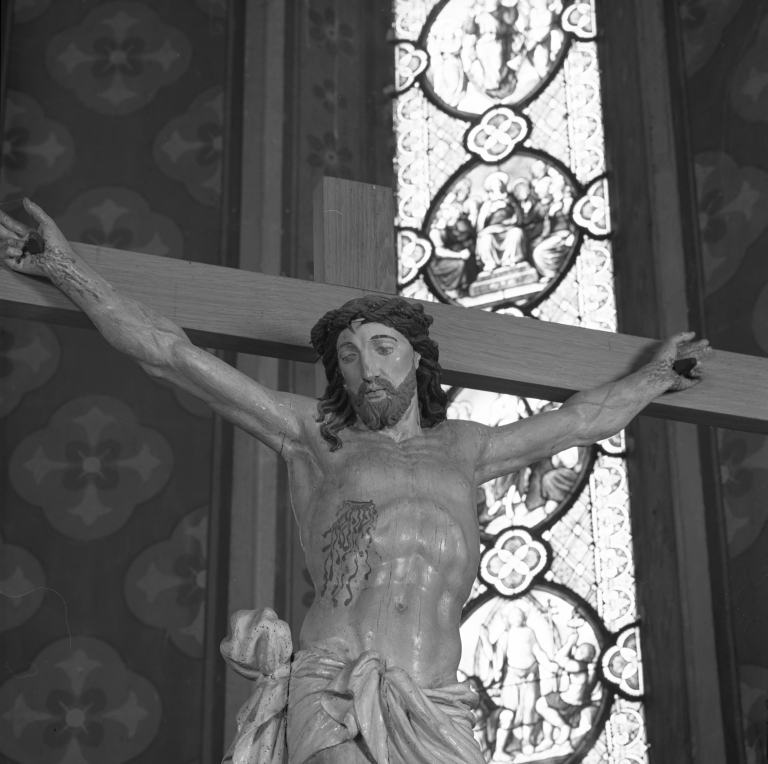 croix : Christ en croix