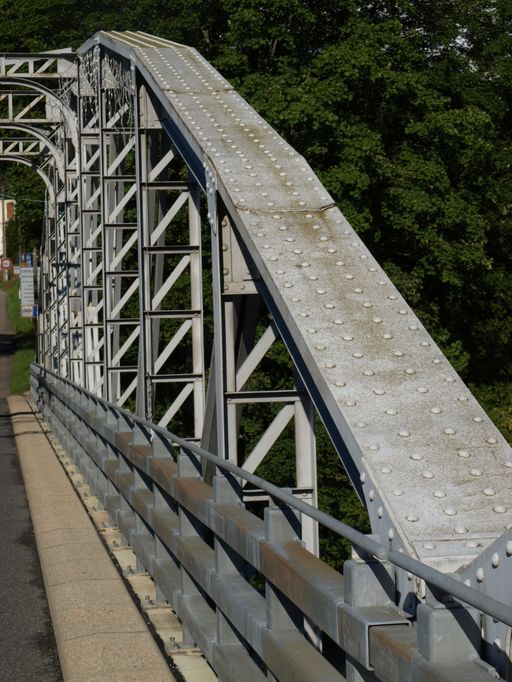 Pont routier de Pougny, ou pont routier de Chancy