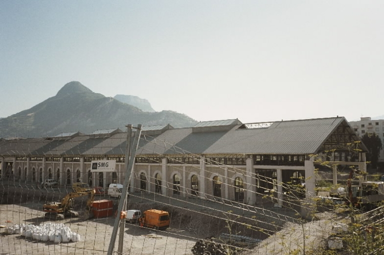 Usine de chaudronnerie Bouchayer-Viallet actuellement Centre National d'Art Contemporain (CNAC), dit le Magasin