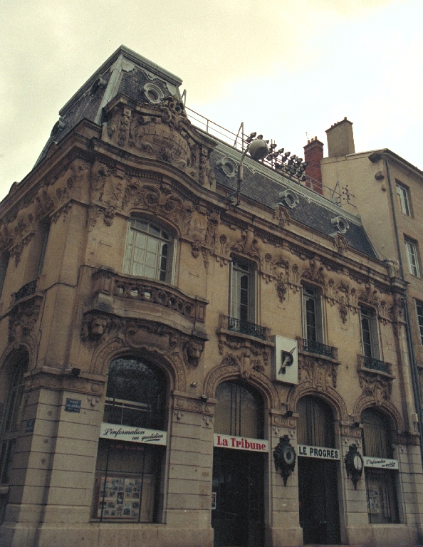 Imprimerie et immeuble de bureaux, dit immeuble La Loire Républicaine, actuellement établissement administratif