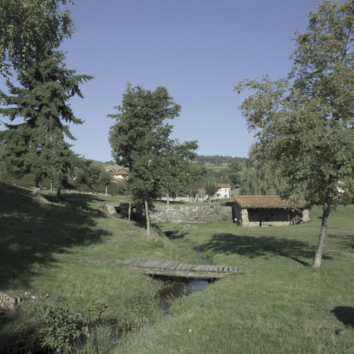 Moulin, actuellement maison