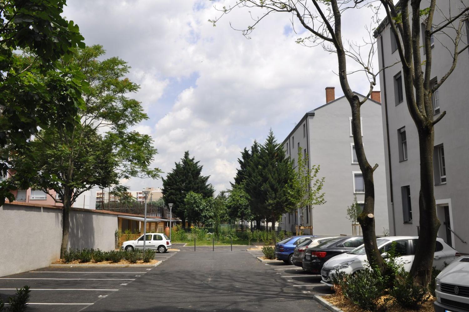 Cité ouvrière Gillet (logements économiques) et jardins dit cité Camille Koechlin à Villeurbanne