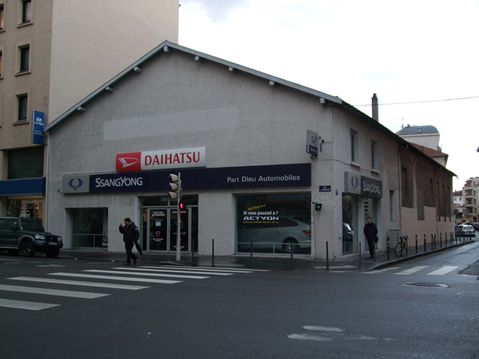 Corroierie Guichardet et Rivet actuellement garage de réparation automobile Hyundai service