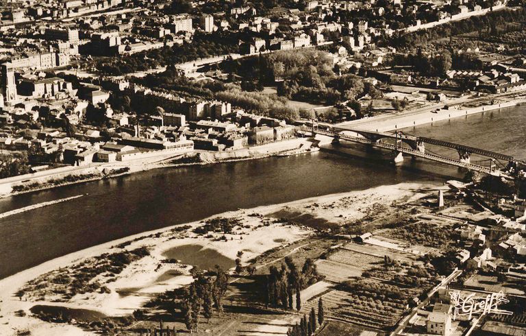 Pont routier dit "passerelle provisoire" de Valence (détruit)