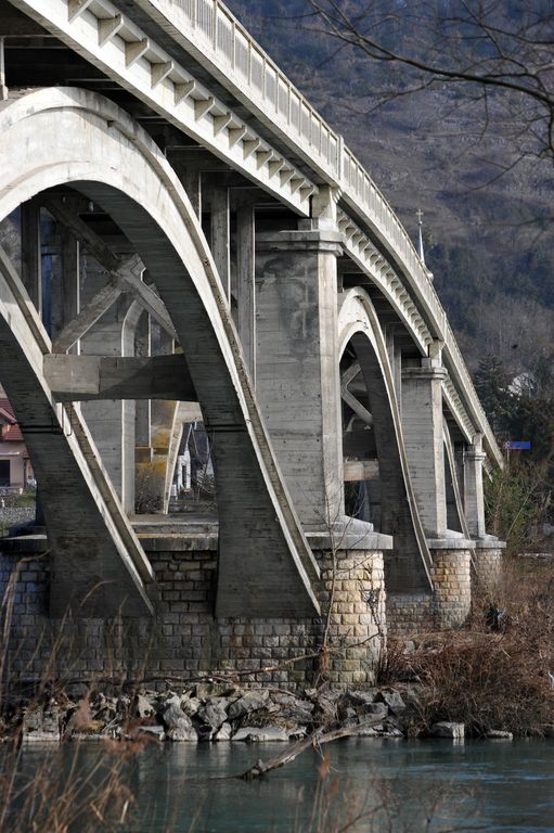 Pont routier de Lucey