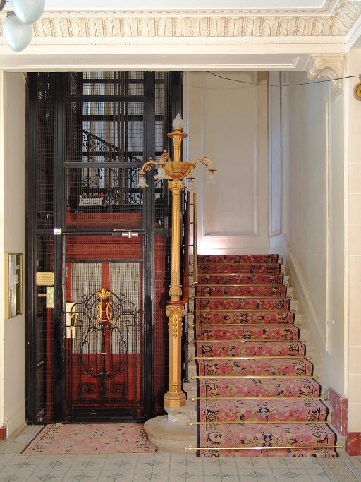 Hôtel de voyageurs, Hôtel Splendide, actuellement immeuble, dit Résidence Le Splendide