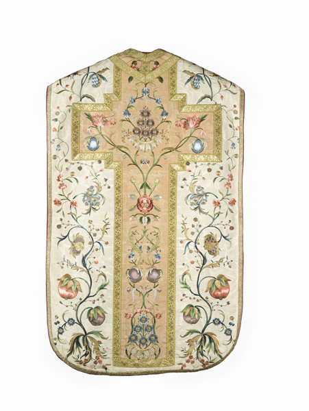 chasuble, étole, voile de calice : ornement blanc