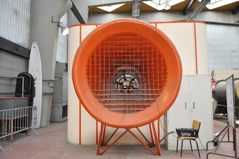 Hall mécanique J. Jacquard de l'INSA Institut Nationale de Sciences Appliquées, site de la Doua-Villeurbanne