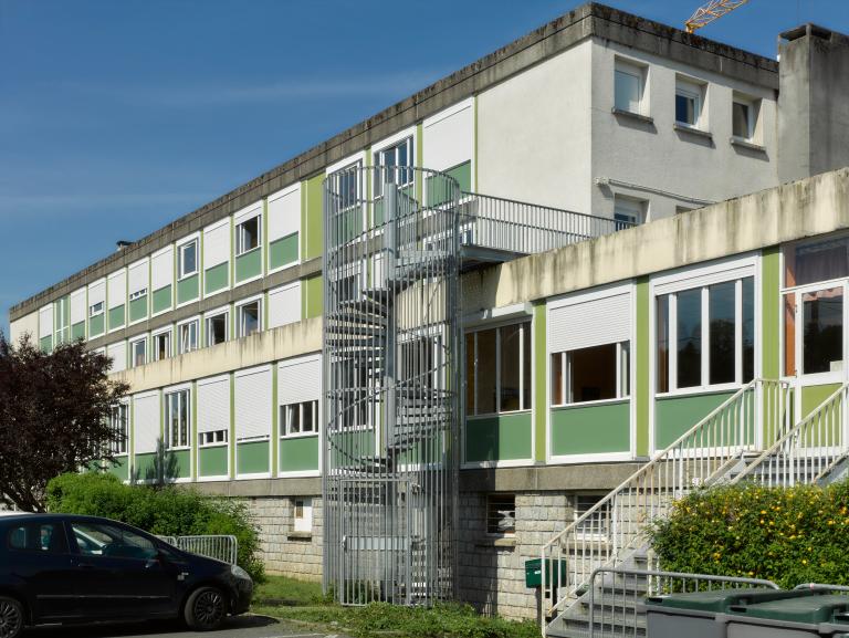 Centre de formation professionnelle agricole, puis lycée professionnel agricole, puis établissement public local d'enseignement et de formation professionnelle agricole des Combrailles, site de Pontaumur