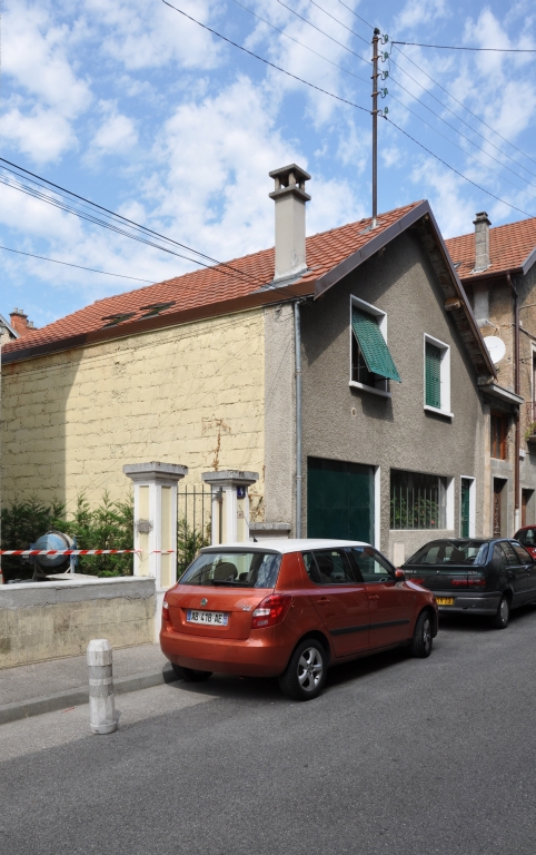 Maison et atelier de serrurerie, actuellement maisons