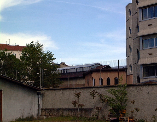 Usine de teinturerie Vulliod-Ancel, école Charles de Foucauld et jardin public de Sisley