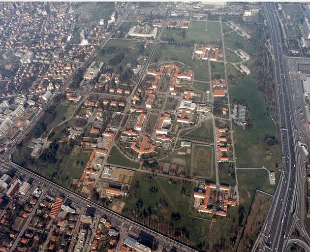 Asile d'aliénés de Bron, puis asile départemental d'aliénés du Rhône, puis asile d'aliénés du Vinatier, actuellement centre hospitalier Le Vinatier