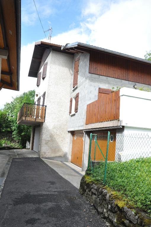 Moulin à farine et scierie des Chartreux d'Aillon puis moulin, pressoir et battoir à chanvre Sonnet puis Pernet actuellement logement et gîte